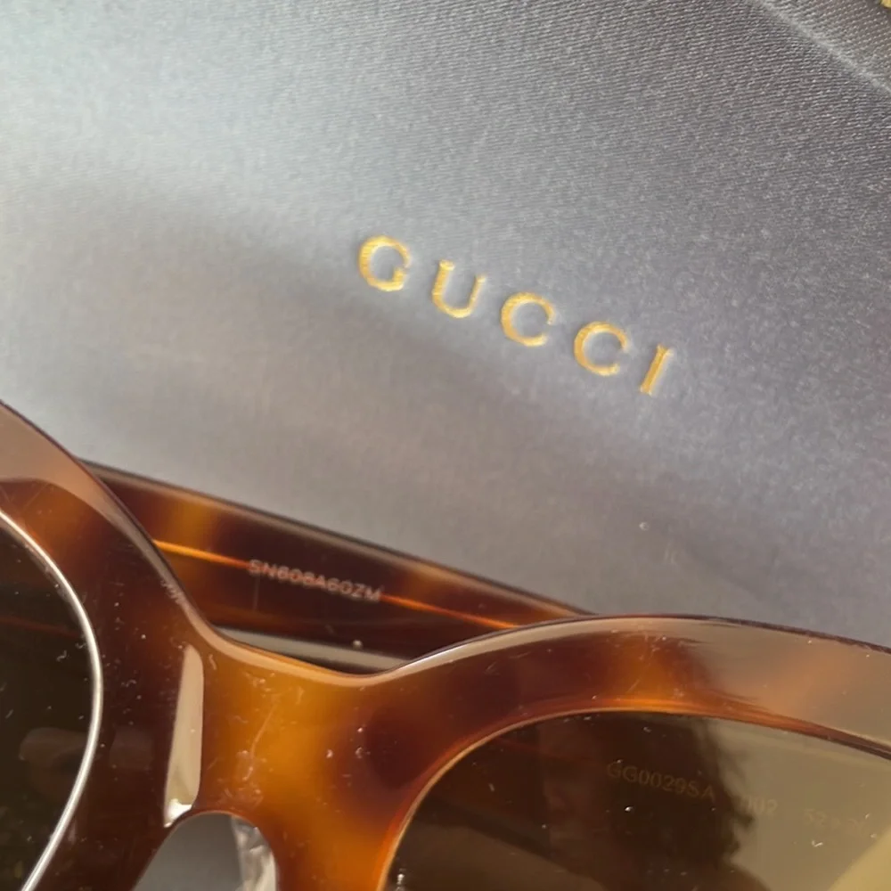 Gucci Sunglasses - Picture 2 of 6